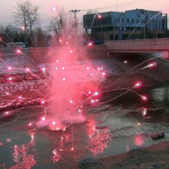 55_li binyuan_spring in the sewer_2'32'_performance on video_2013(4)