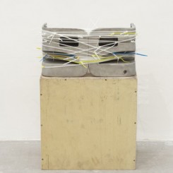 Galerie URS Meile - BE untitled (Janus Head), 2012