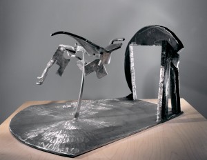 MARK DI SUVERO 马克•迪•苏沃尔 Titanium Landscape 景观•钛 , 2002 Stainless steel, steel, titanium 不锈钢、钢、钛 19 1/2 x 37 x 32 inches; 49.5 x 94 x 81.3 cm