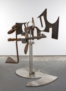 MARK DI SUVERO 马克•迪•苏沃尔 Steel Cloud (for Po Chū-Yi )云（致白居易）, 2010 Steel, stainless steel 钢，不锈钢 60 x 32 x 51 inches; 152.4 x 81.3 x 129.5 cm