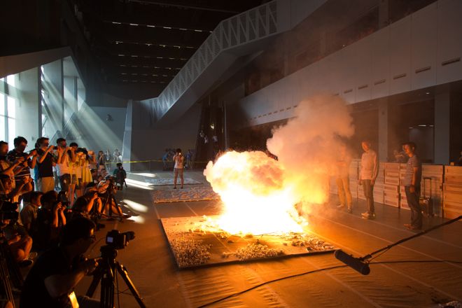 2014-08-cai-guo-qiang_06
