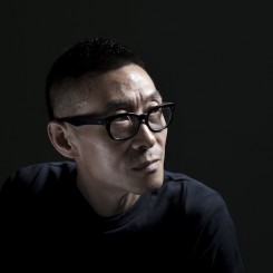 Portrait of artist Wang Jianwei in his studio, Beijing, 2013
Photo: Xiao Mi
Courtesy the artist