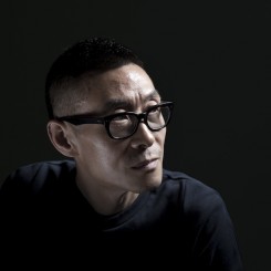 Portrait of artist Wang Jianwei in his studio, Beijing, 2013
Photo: Xiao Mi
Courtesy the artist