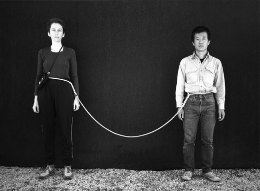 Tehching Hsieh, Linda Montano, “Art/Life One Year Performance 1983-1984,”  life image © Tehching Hsieh, Linda Montano謝德慶，Linda Montano，《一年行為表演1983-1984》 © 謝德慶，Linda Montano