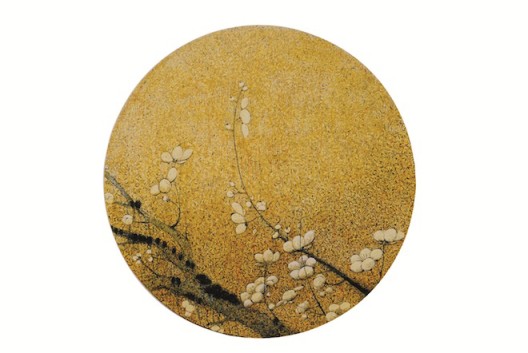 Lot 拍品编号 91 YANG QIAN 杨千 (Chinese, B. 1959) Plum Blossoms in Song Dynasty Style - No. 5 《仿宋新梅图- 第五号》 acrylic and mixed media on canvas压克力 综合媒材 画布 diameter: 116 cm. (45 5/8 in.) Painted in 2013, 2013 年作 HK$  200,000-  350,000 US$   25,600-   44,900 