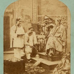6. 西方人想象中的中国宫廷生活，佚名摄影师，1850-1860年代，蛋白立体照片
Albumenprintstereoview