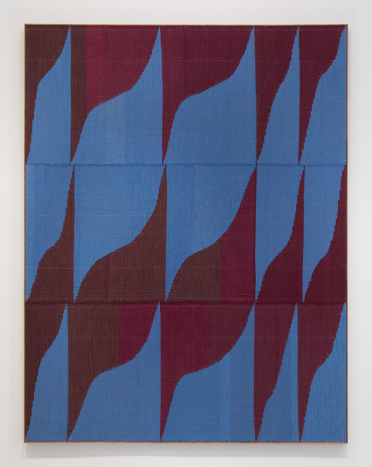 Brent Wadden, “Blue Wine”, hand woven fibers, wool, cotton and acrylic on canvas, 271.8 x 208.3 cm. Courtesy of the artist; Peres Projects, Berlin; and Mitchell-Innes & Nash, New York.