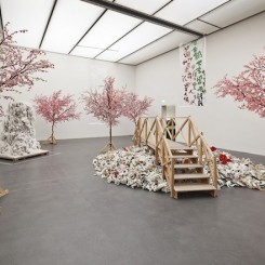 Yangjiang Group (Yangjiang, founded 2002), “Calligraphy Peach Blossom Garden”, 2004