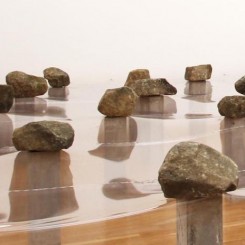 Kishio Suga, Law of Multitude, 1975/2015, installation view, Museum of Contemporary Art, Tokyo, 2015
Photo: Tsuyoshi Sato