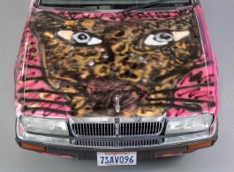 Katherine Bernhardt, "Jungle Jaguar", (detail), customized 1994 Jaguar XJ6, 132.1 x 495.3 x 165.1 cm, 2016