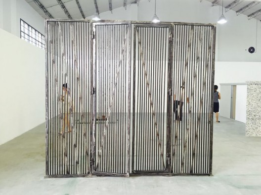 V空间，廖斐、马蒂亚斯·利希蒂：“不着边际”，展览现场（摄影：守卫）. Liao Fei, Matthias Liechti: “I Cannot See”, exhibition view