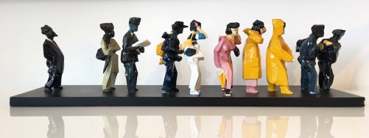 JU Ming Lining up, Living World series, 2002, resin sculpture, 70 x 18.5 x 18.6 cm, 12 000 _ 15 000 euros