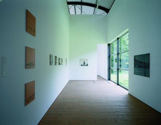 Installation views of Luc Tuymans’s work at documenta IX (1992)