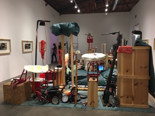 Jason Rhoades, “My Brother / Brancuzi”, 1995 贾森·罗兹,《我的兄弟/Brancuzi》,1995