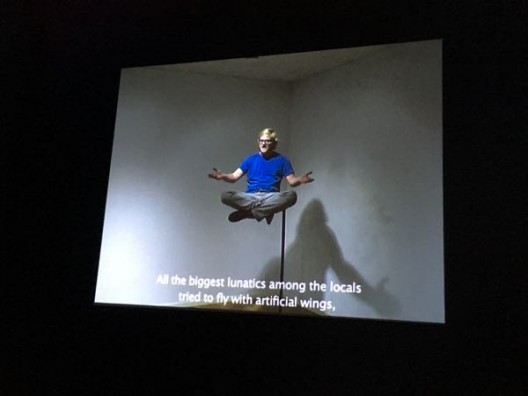 Søren Engsted，《漂浮（Levitation）》，在贾尔迪尼的中心场馆 Soren Engsted, Levitation, at the Central Pavilion in Giardini