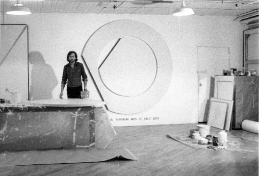 Bernar Venet in his studio, New York, 1978 Courtesy Archives Bernar Venet, New York and Blain|Southern