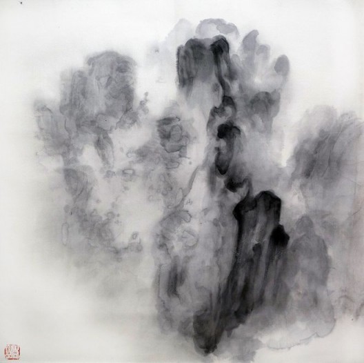 徐龙森，《云图之三》，水墨纸本，122 x 122 cm，2015（图片由艺术家提供） XU Longsen, “Cloud Series No. 3”, Ink on Paper, 122 x 122 cm, 2015 (Image Courtesy of the Artist)