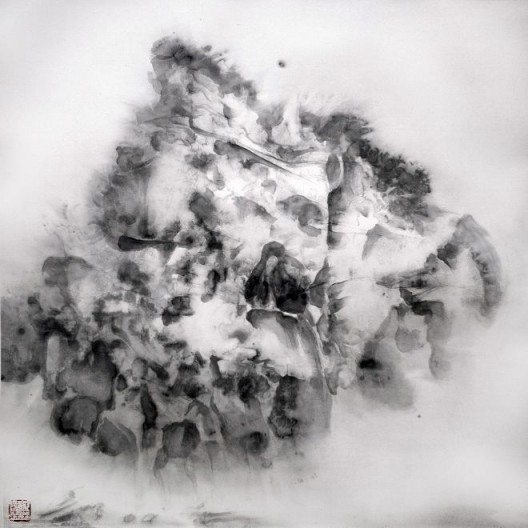 徐龙森,《云图之六》,水墨纸本,122 x 122 cm,2015(图片由艺术家提供) XU Longsen, “Cloud Series No. 6”, Ink on Paper, 122 x 122 cm, 2015 (Image Courtesy of the Artist)
