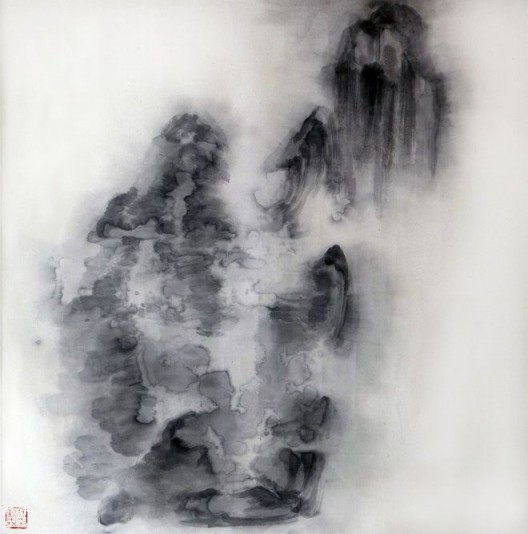 徐龙森，《云图之十》，水墨纸本，122 x 122 cm，2015（图片由艺术家提供） XU Longsen, “Cloud Series No. 10”, Ink on Paper, 122 x 122 cm, 2015 (Image Courtesy of the Artist)