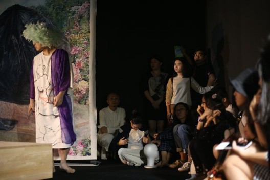 New Era in performance in Guangzhou, photos courtesy of 44 Theater 《新时代》在广州的表演现场，图片鸣谢：44剧场