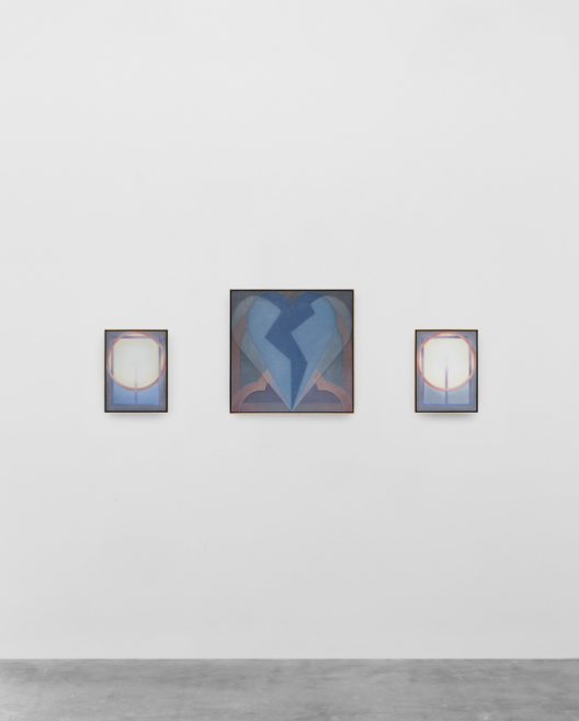 Theodora Allen, Dawn I, II, and The Open Heart, 2016, oil on linen, 16 x 12 inches, panel 1: 40.6 x 30.5 cm, 24 x 24 inches, panel 2: 61 x 61 cm, 16 x 12 inches, panel 3: 40.6 x 30.5 cm. Courtesy of the artist and Blum & Poe, Los Angeles/New York/Tokyo.