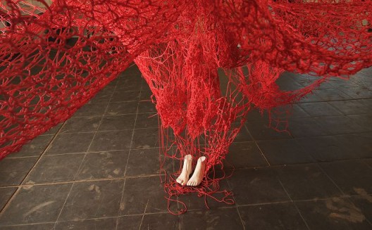 Chiharu Shiota, Me Somewhere Else (detail), 2018. Courtesy the artist and Blain|Southern. Photo Sunhi Mang.