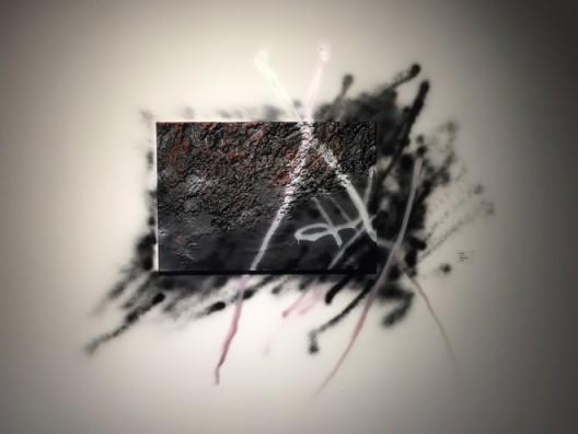 梁半 LIANG BAN 边界 boundary 3D地图 夜光喷漆 Topological map,phosphorescent spray painting 2015至今 2015till now