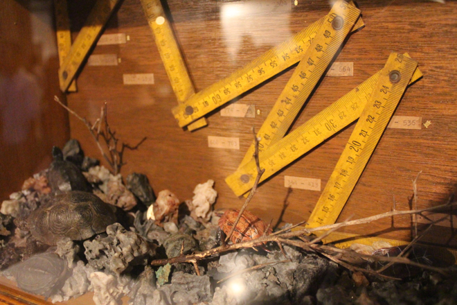 Ni Youyu, “Walkers (detail),” mixed media, 39.8 x 36.5 x 17 cm, 2012 (Photo courtesy of Sarah Harper).