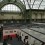 Art Paris Art Fair takes place under the spectacular glass roof of the Grand Palais.“艺术巴黎”艺博会在巴黎大皇宫玻璃穹顶下举行。