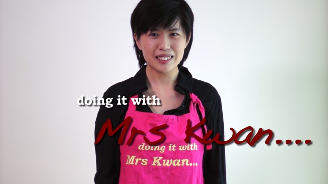 KSCdoingitwithMrsKwanmakingPepperSpray2012-1