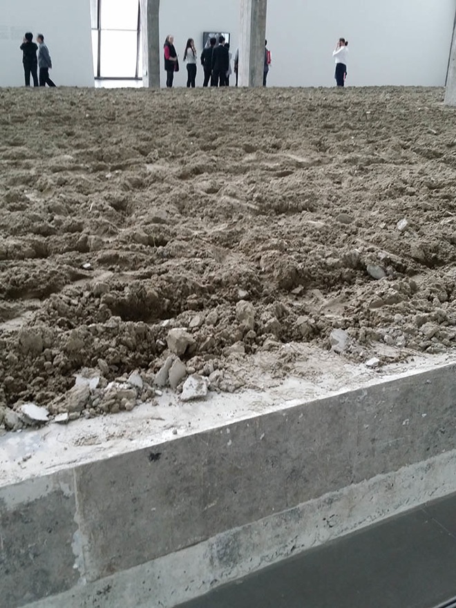 Xiao Yu, “Ground”萧昱,《地》
