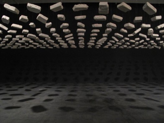 Li Gang (Curator: Wang Huangsheng)李钢(策展人:王璜生)
