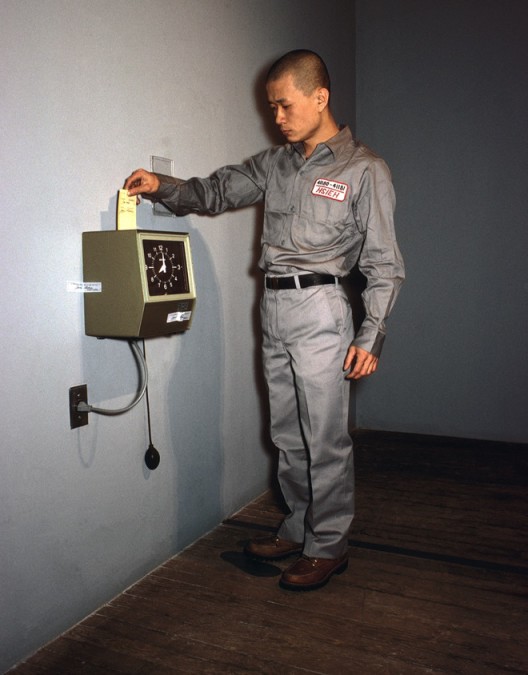 Tehching Hsieh, “One Year Performance 1980-1981,”life image, photograph by Michael Shen © Tehching Hsieh謝德慶,《一年行為表演1980-1981》, 攝影 沈明琨, © 謝德慶