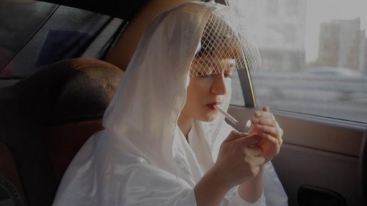 陶辉,《德黑兰的黄昏》,截图,单通道超清录像,彩色,4分14秒,2014 TaoHui, “The dusk of Teheran”, Screenshot, Colours and sound single channel video, 4min14sec, 2014