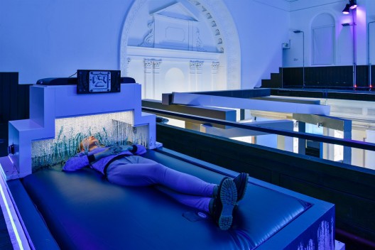 《 乔恩·拉夫曼》, 扎布罗多维克茨收藏展 现场,伦敦,2015 (摄影:Thierry Bal)/ “Jon Rafman”, installation view at Zabludowicz Collection, London, 2015 (Photo: Thierry Bal)