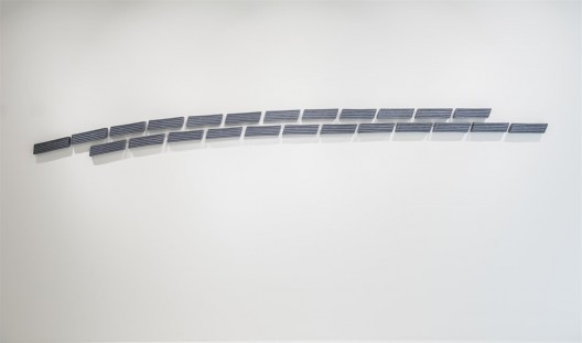 皮诺·皮奈利，《画GR》，混合媒介，每件9 × 32 cm，2004  / Pino Pinelli, “Pittura GR”, mixed media, 9 × 32 cm each, 2004