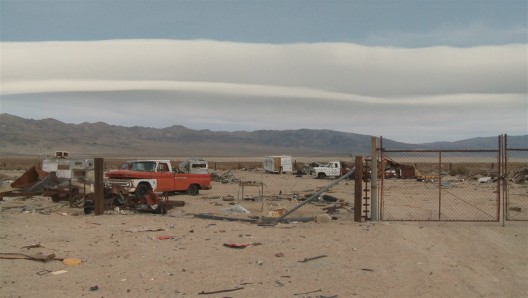 詹姆斯·本宁,《逍遥骑士》,录像剧照,2012(2012年版权归詹姆斯·本宁所有;图片由艺术家和柏林neugerriemschneider画廊提供)/ James Benning, “Easy Rider”, video still, 2012 (©2012 James Benning; courtesy the artist and neugerriemschneider, Berlin)
