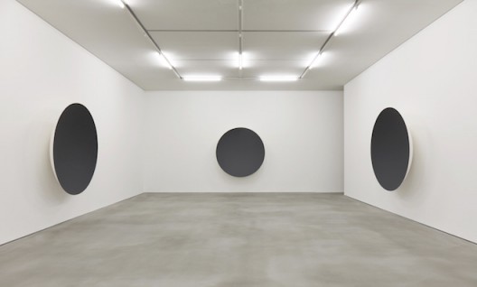 Anish Kapoor: Gathering Clouds installation view Photo by Keith Park Image provided by Kukje Gallery