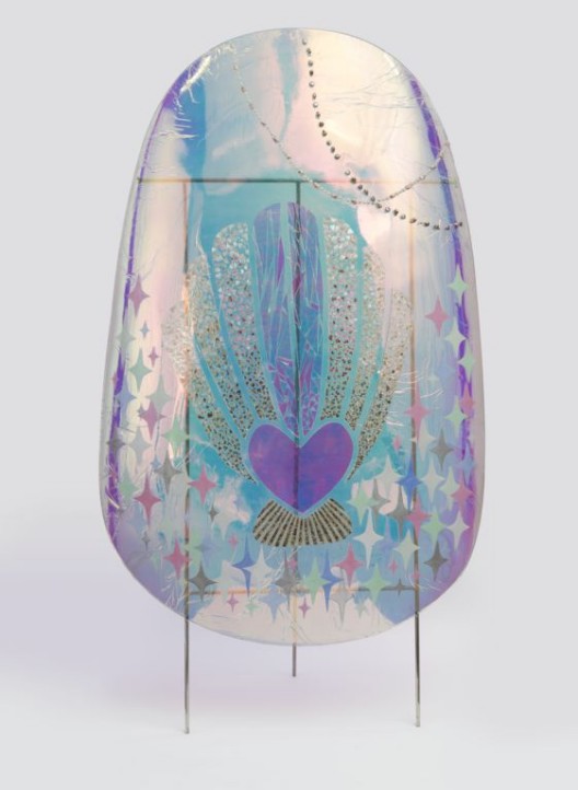 《巨甲阵- 珍珠贝》，综合材料，205×105cm，2016 