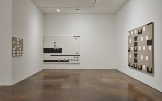 Installation View at Kim Yong-Ik, Photo : Keith Park, Image provided by Kukje Gallery金容益个展展览现场，摄影：Keith Park，图片由首尔国际画廊提供