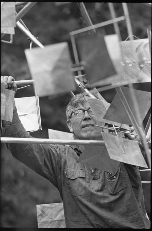 George Rickey working on Crucifera IV in his studio in East Chatham New York, c.1965, photo by Carl Howard, copyright George Rickey Estate