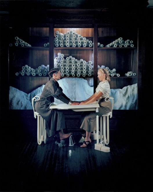 马修•巴尼,《悬丝2》,剧照,1999(摄影:Michael James O’Brien;版权:马修•巴尼1999;鸣谢:Gladstone Gallery/纽约/布鲁塞尔)/ Matthew Barney, CREMASTER 2, Production still, 1999(©1999 Matthew Barney, Photo: Chris Winget, Courtesy Gladstone Gallery, New York and Brussels)