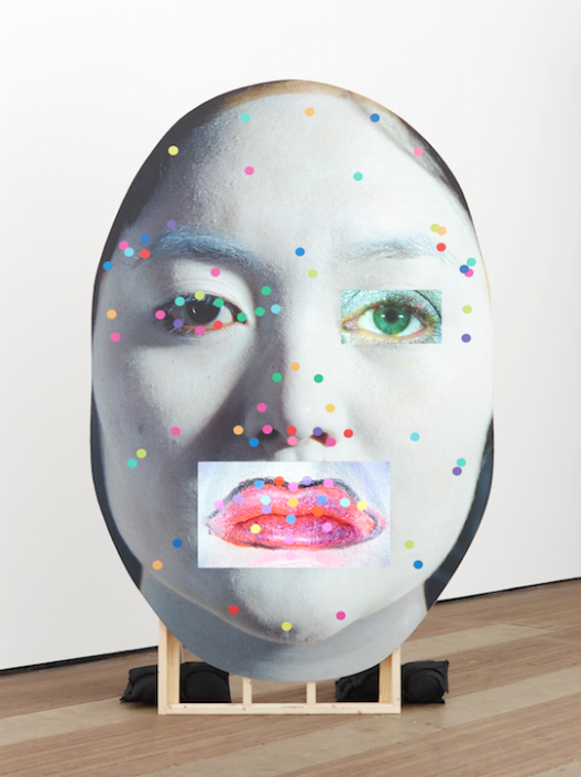 Tony OURSLER, "EUC%", 2015, Wood, inkjet print, LCD screens, USB flash drives; sound performed by Holly Stanton, Jim Fletcher, and Brandon Olson, 271 × 182 × 7 cm, Courtesy of the K11 KollectionTony OURSLER，《EUC%》，2015，木、噴墨列印、液晶顯示屏、USB快閃記憶體；Holly Stanton、Jim Fletcher、Brandon Olson聲音演出，271 × 182 × 7 公分，鳴謝K11藝術典藏