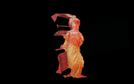 Ngoc Nau, "She Dances for Desire", Holographic installation, 3 x 2 x 5 m, 2017 Ngoc Nau,《她為慾望舞動》,全息圖裝置,3 x 2 x 5 米,2017