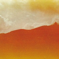 张昊也，《梦》，摄影，尺寸可变，2014
Zhang Haoye, "Dream photograph", variable size，2014