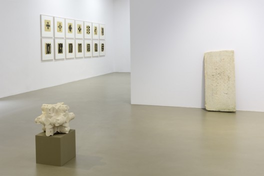Gabriel Orozco Solo exhibition at Galerie Chantal Crousel, Paris September 9 - October 7, 2017 (Courtesy of the artist and Galerie Chantal Crousel, Paris. Photo : Florian Kleinefenn)