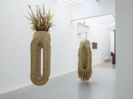 Haegue Yang Quasi-ESP Exhibition views at Galerie Chantal Crousel, Paris (October 14 - November 25, 2017) Courtesy of the artist and Galerie Chantal Crousel, Paris Photo : Florian Kleinefenn