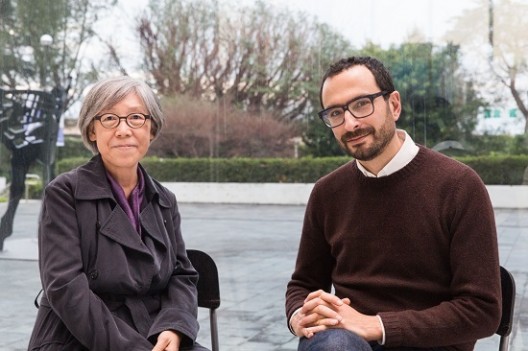 2018 Taipei Biennial Co-Curators, Mali Wu (L) and Francesco Manacorda (R) © Taipei Fine Arts Museum2018台北雙年展策展人吳瑪悧(左)、范切斯科．馬納克達(右)合影 © 臺北市立美術館