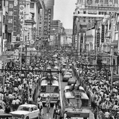 Title: Nanjing Road
Location: Shanghai
Shot: 1988