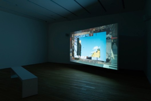刘野夫,《约克新闻》,2014,单频高清影像投射,10’40’’,尺寸可变,鸣谢: 刘野夫 & 魔金石空间Liu YeFu,